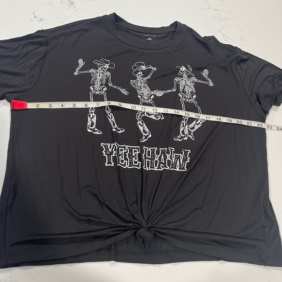 💀Skeleton top!💀 - Picture 8 of 8